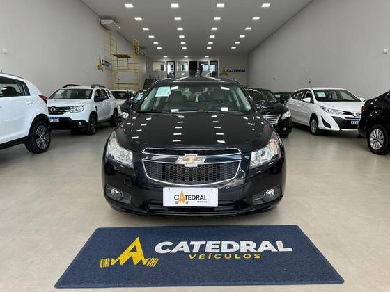 CHEVROLET CRUZE 1.8 LTZ 16V FLEX 4P AUTOMÁTICO CHEVROLET CRUZE 1.8 LTZ 16V FLEX 4P AUTOMÁTICO